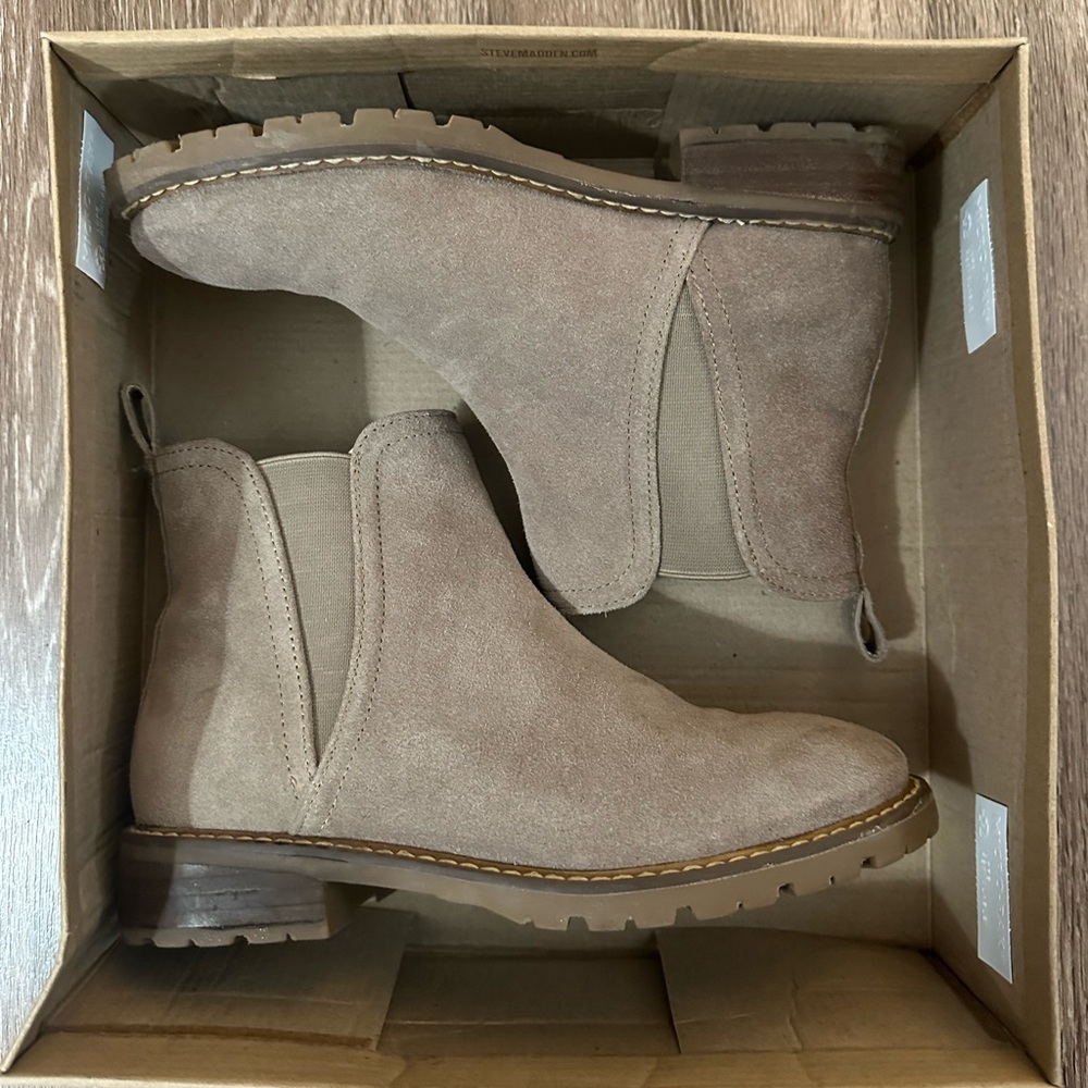 Steve Madden Boots